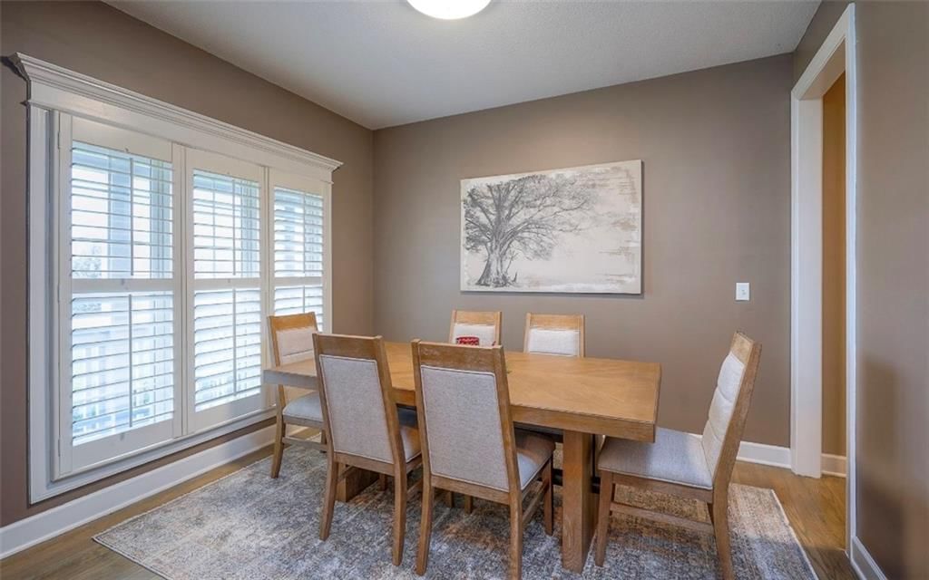 15245 Linden Court — photo 8