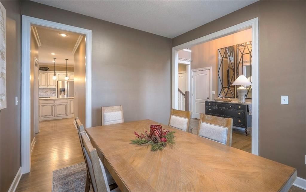 15245 Linden Court — photo 9