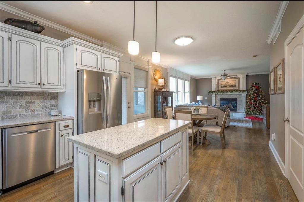 15245 Linden Court — photo 12
