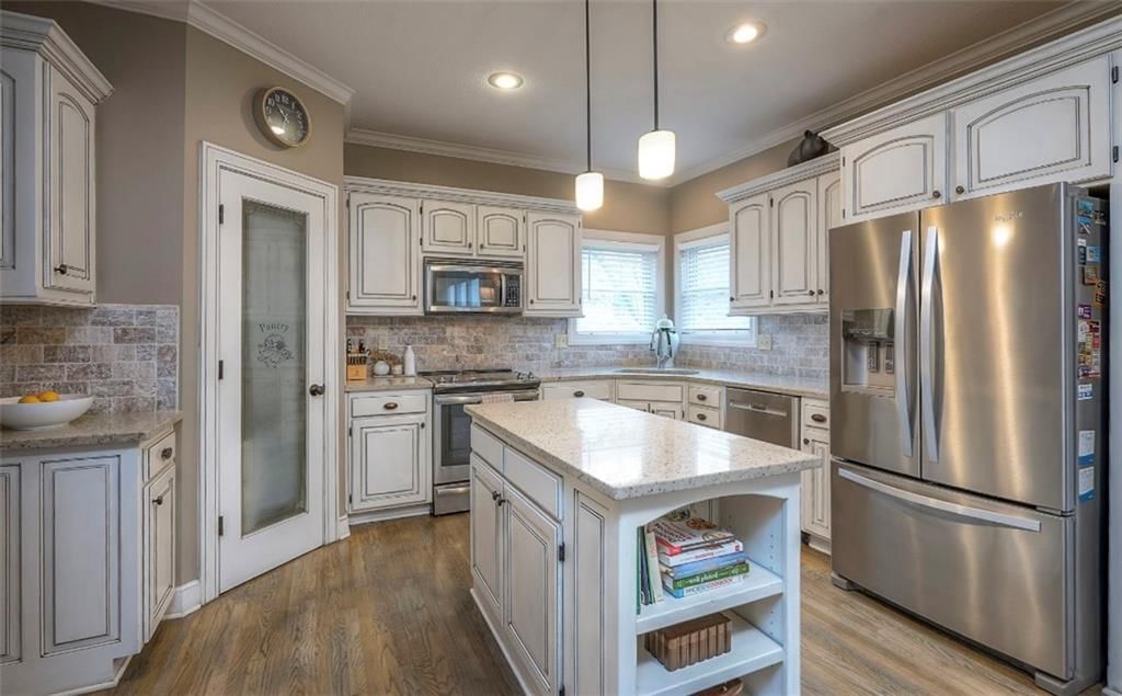 15245 Linden Court — photo 14