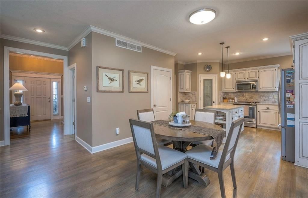 15245 Linden Court — photo 16