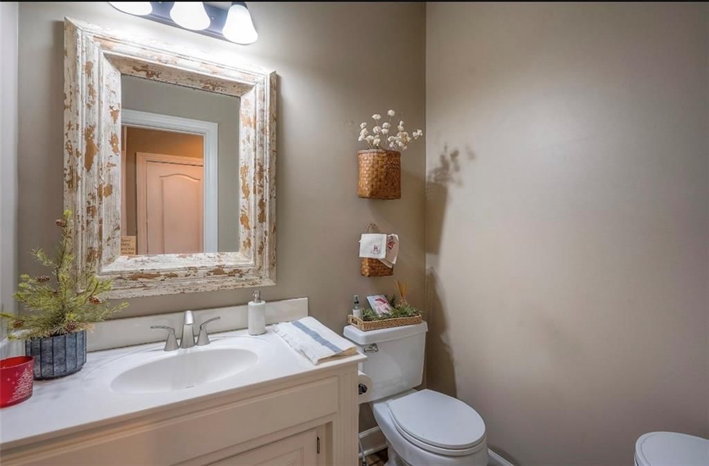 15245 Linden Court — photo 22