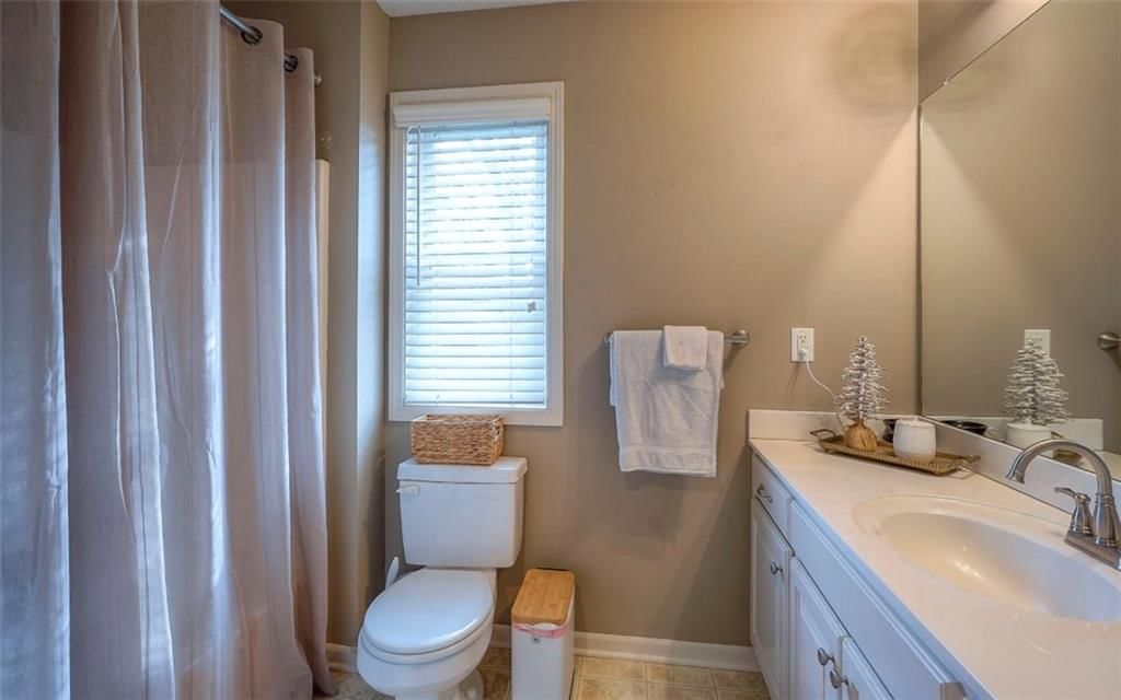 15245 Linden Court — photo 25