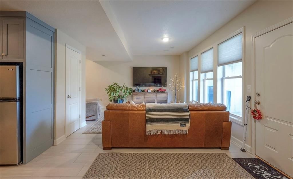 15245 Linden Court — photo 34