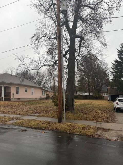 426 E Short Avenue — photo 3