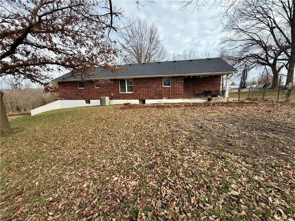 7890 SE Freeway Farms Drive — photo 2