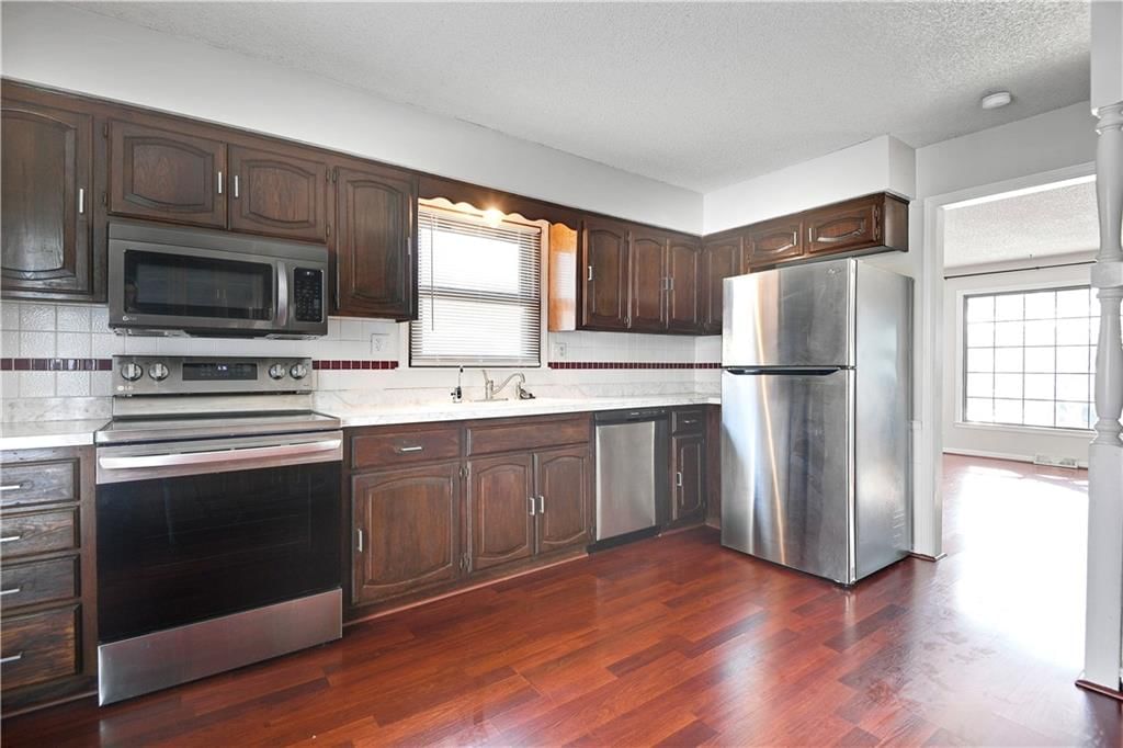 1610 E Elm Terrace — photo 6