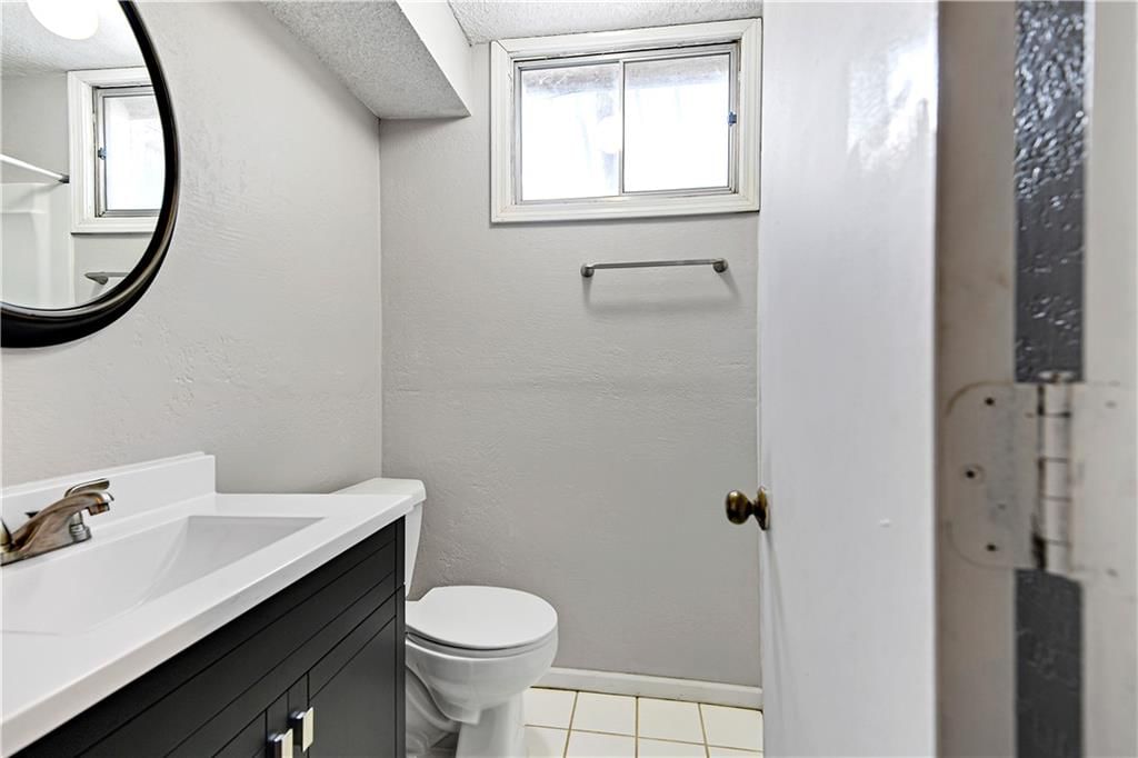 1610 E Elm Terrace — photo 14