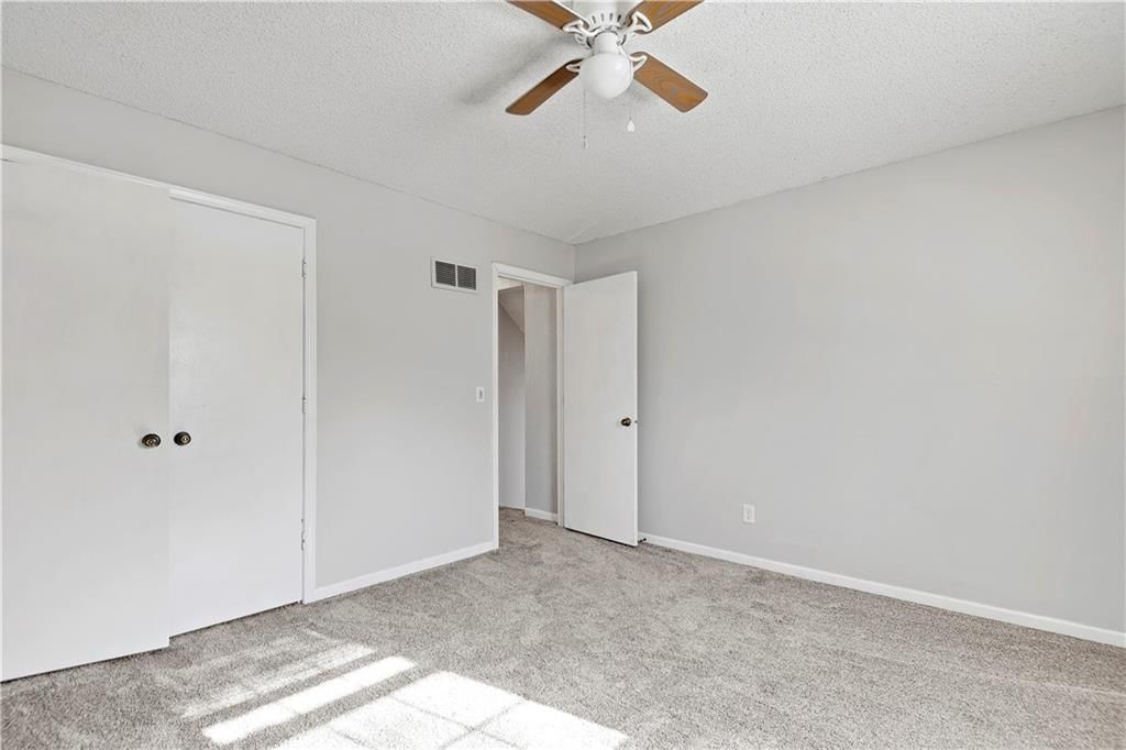 1610 E Elm Terrace — photo 17