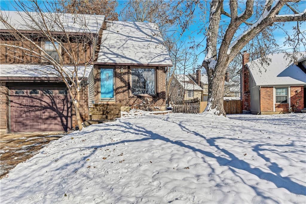 1610 E Elm Terrace — photo 29