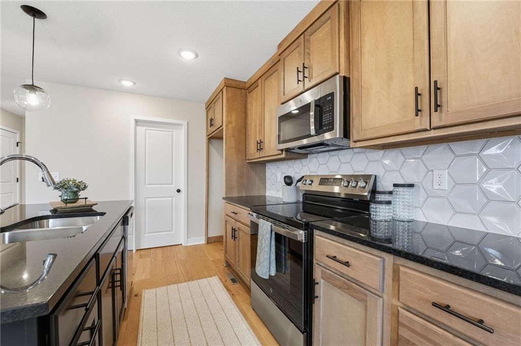 773 Creekmoor Drive — photo 4