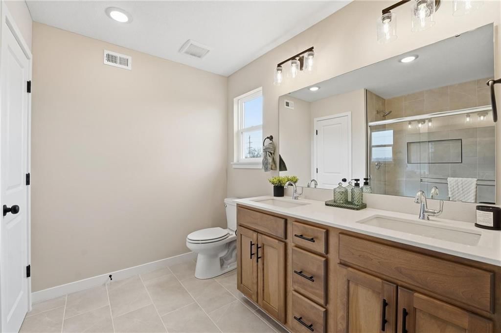773 Creekmoor Drive — photo 32