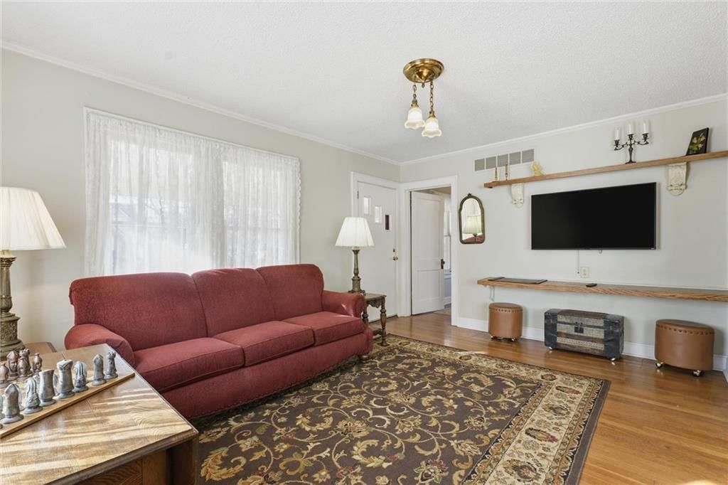 409 N Delaware Street — photo 5
