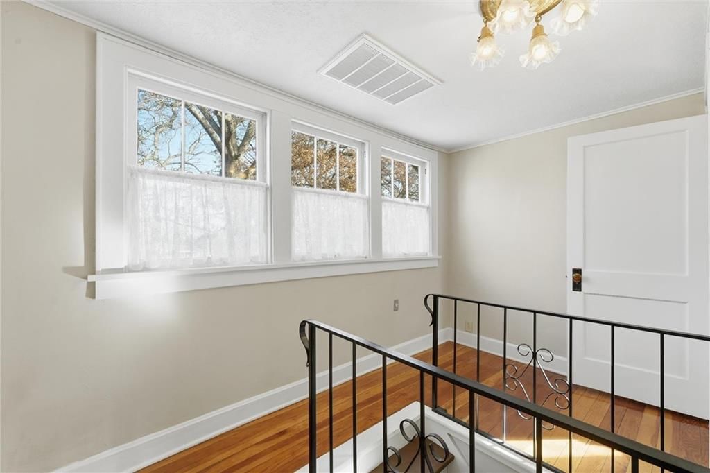 409 N Delaware Street — photo 23