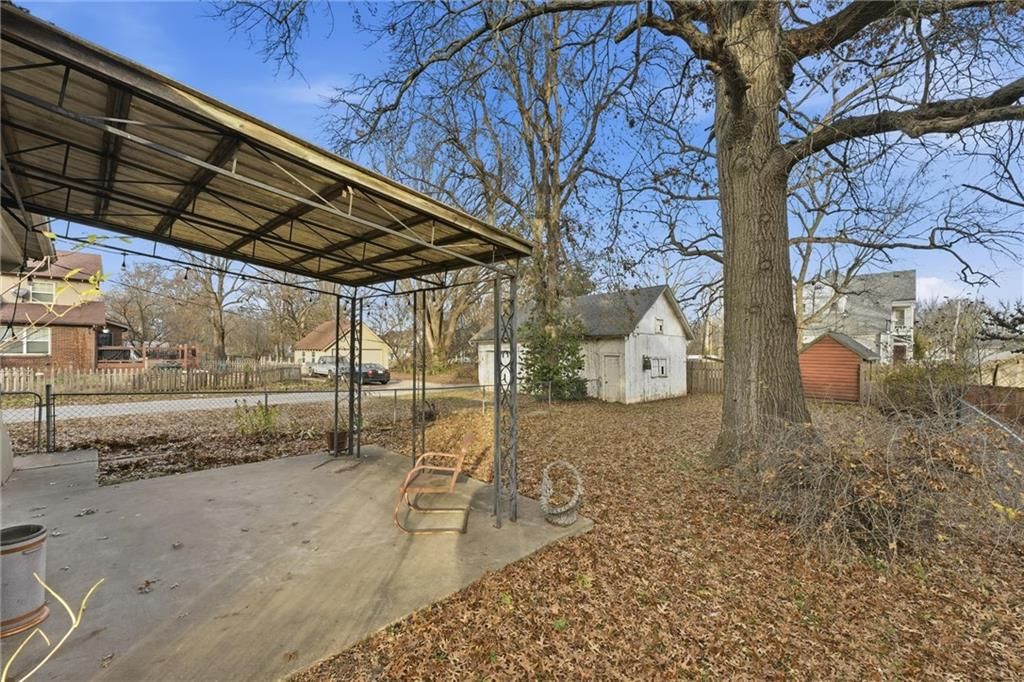409 N Delaware Street — photo 30