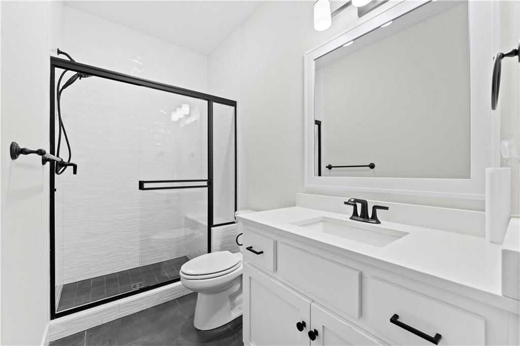 334 NW Ambersham Drive — photo 9