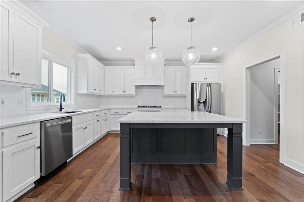 334 NW Ambersham Drive — photo 13