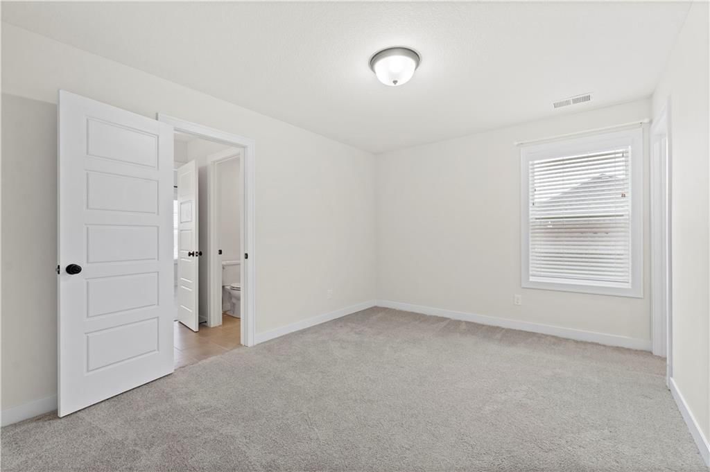 334 NW Ambersham Drive — photo 19