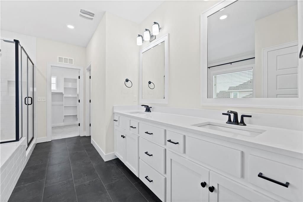 334 NW Ambersham Drive — photo 28