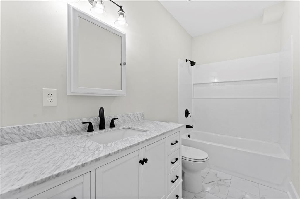 334 NW Ambersham Drive — photo 37