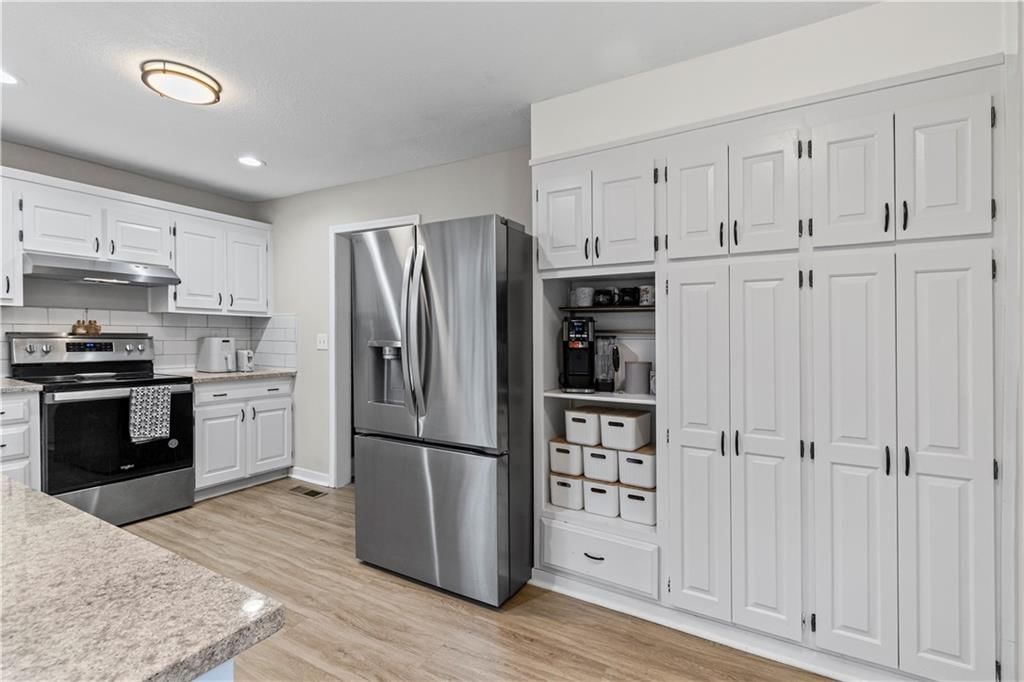 602 Saint Louis Avenue — photo 14