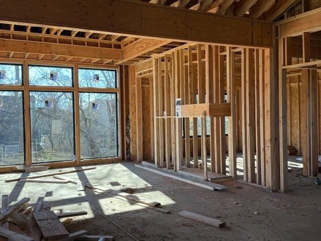 13721 Guilford Road — photo 7