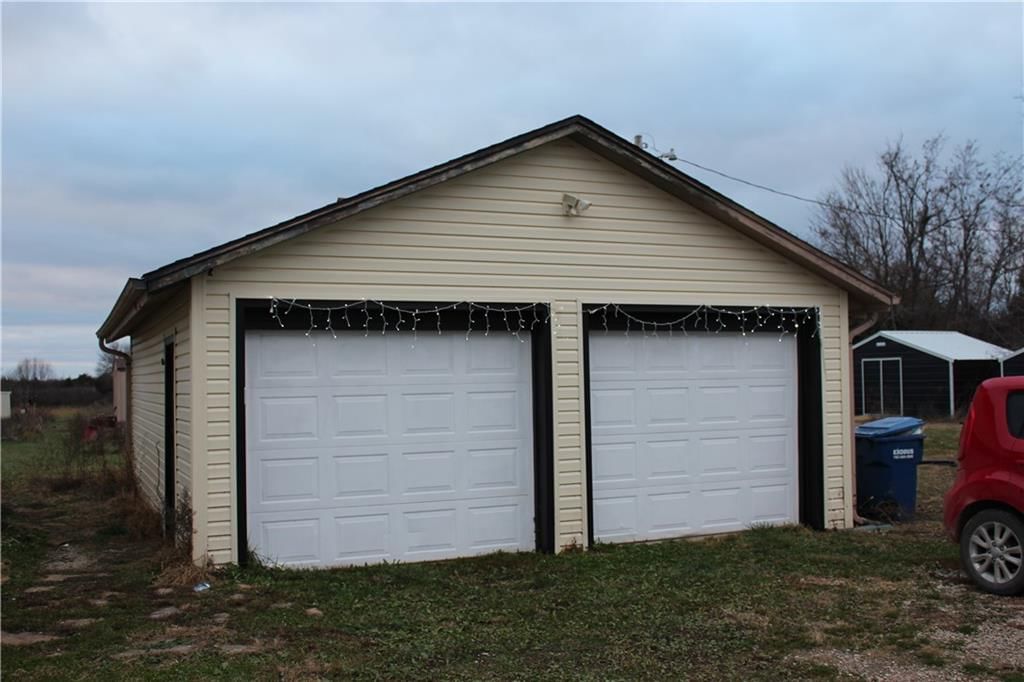 12279 S Docking Street — photo 36