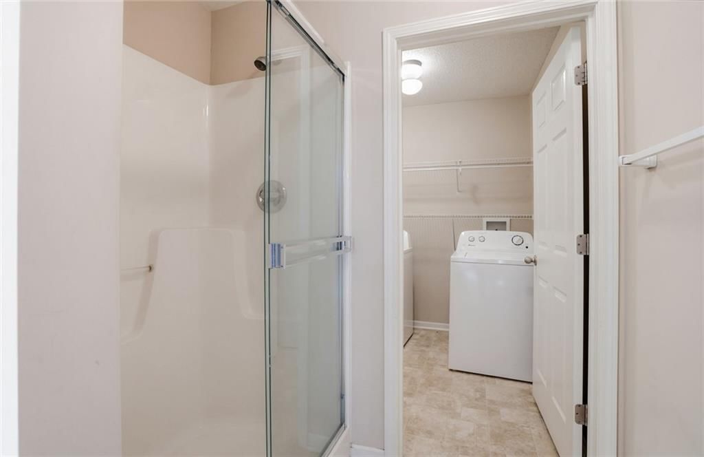 813 Glenview Street — photo 29