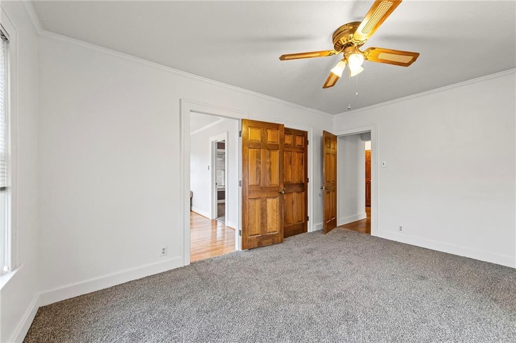 309 N VAN BRUNT Boulevard — photo 20