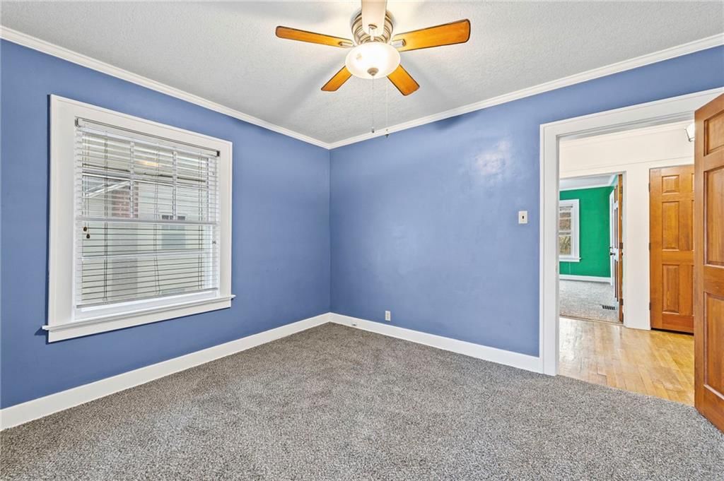 309 N VAN BRUNT Boulevard — photo 27
