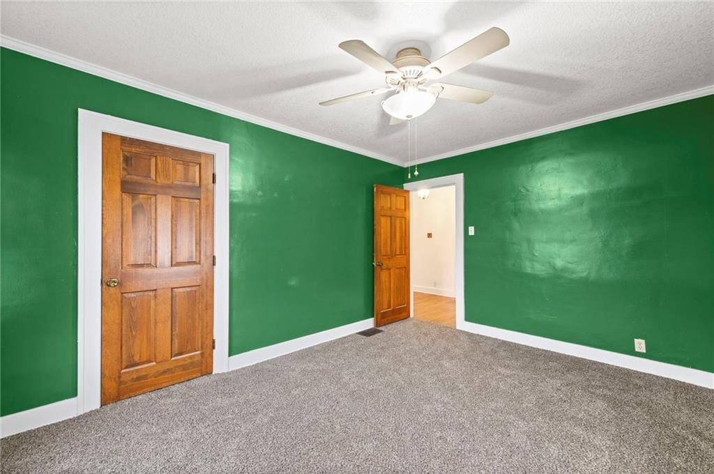 309 N VAN BRUNT Boulevard — photo 31