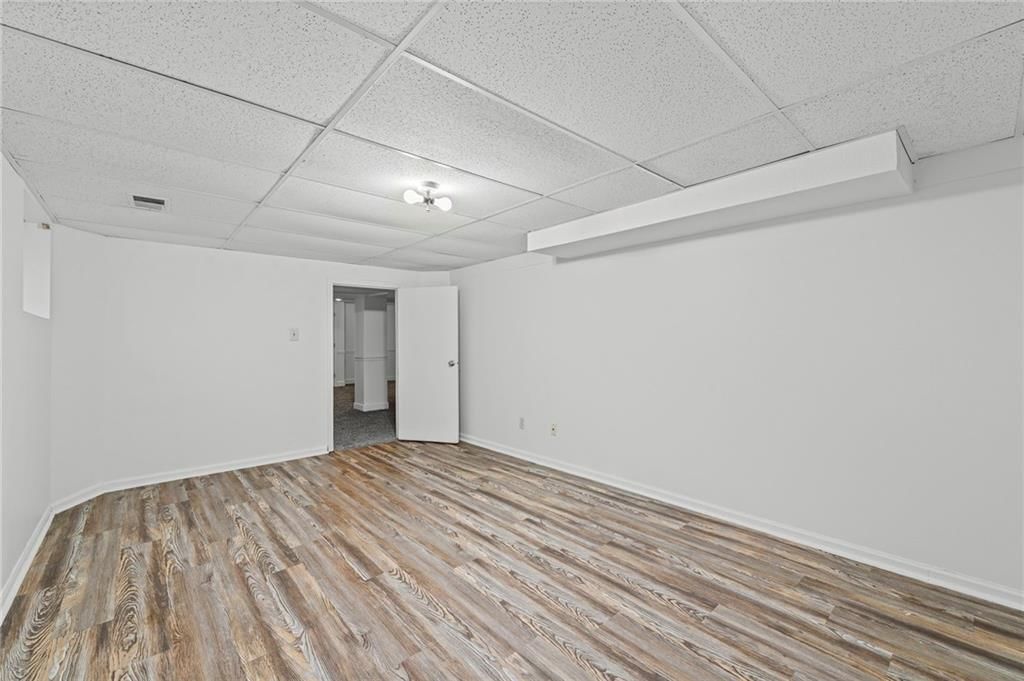 309 N VAN BRUNT Boulevard — photo 39