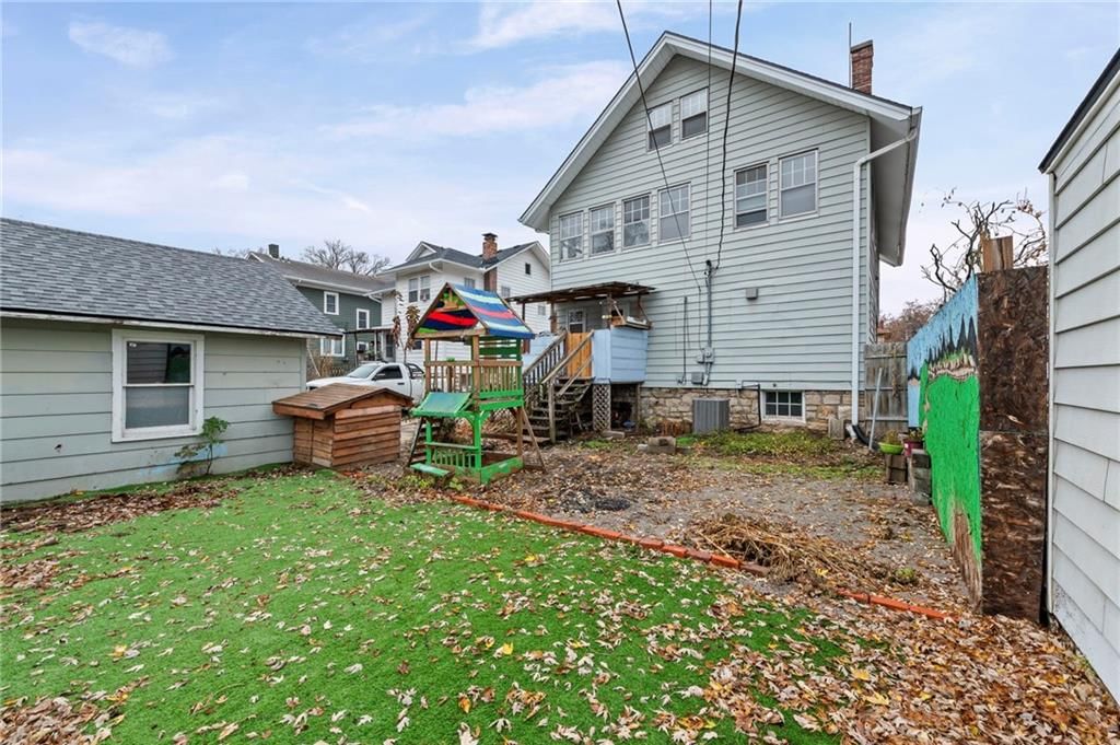 309 N VAN BRUNT Boulevard — photo 46