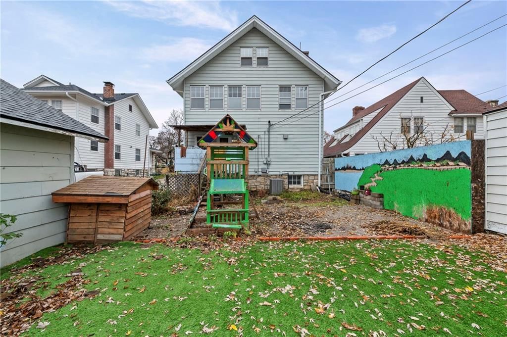 309 N VAN BRUNT Boulevard — photo 48