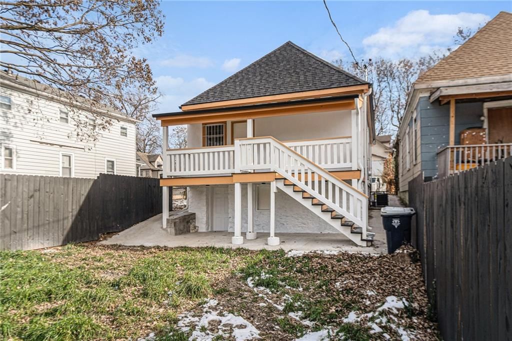 2330 Mersington Avenue — photo 24