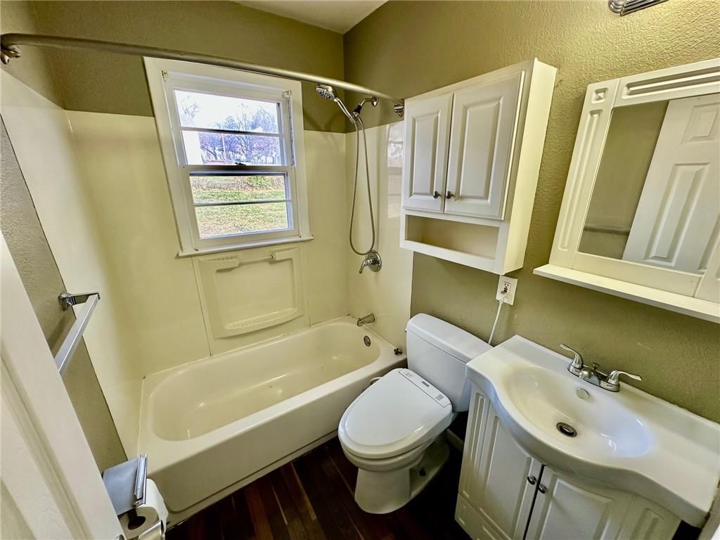 4720 NE 47th Street — photo 9