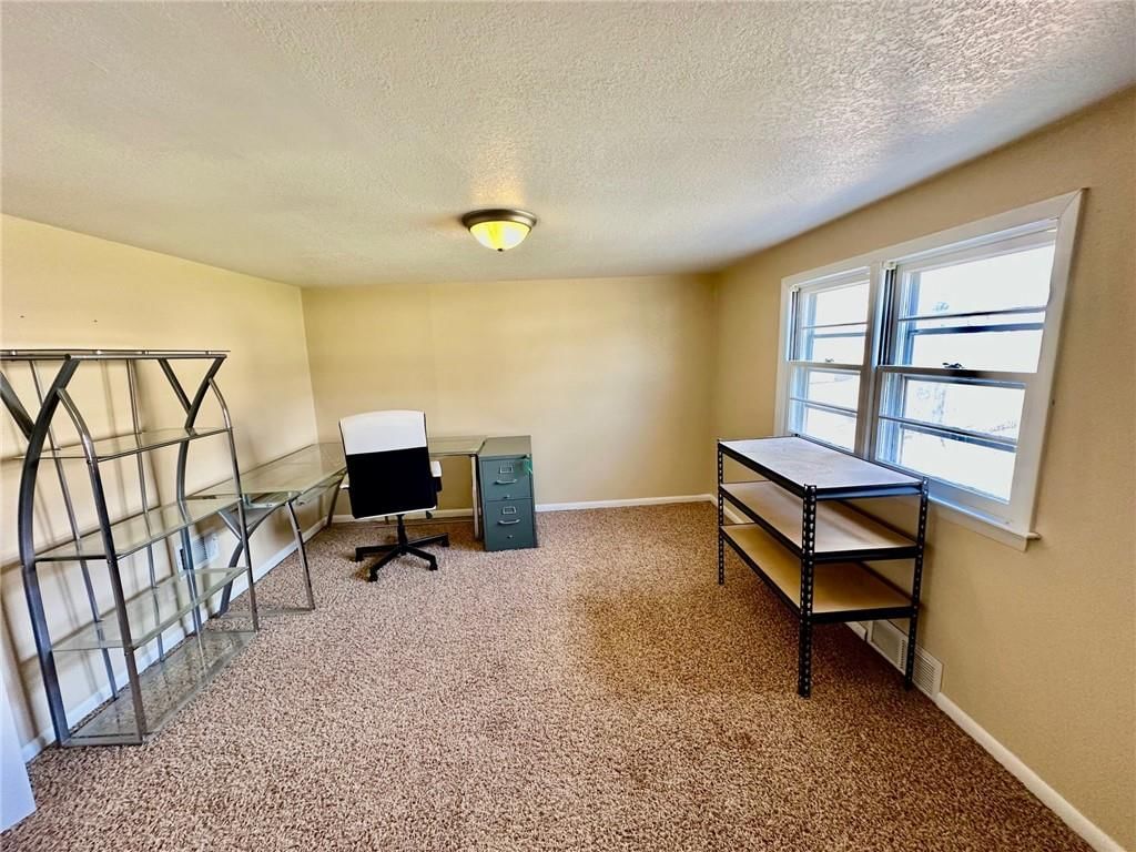 4720 NE 47th Street — photo 12
