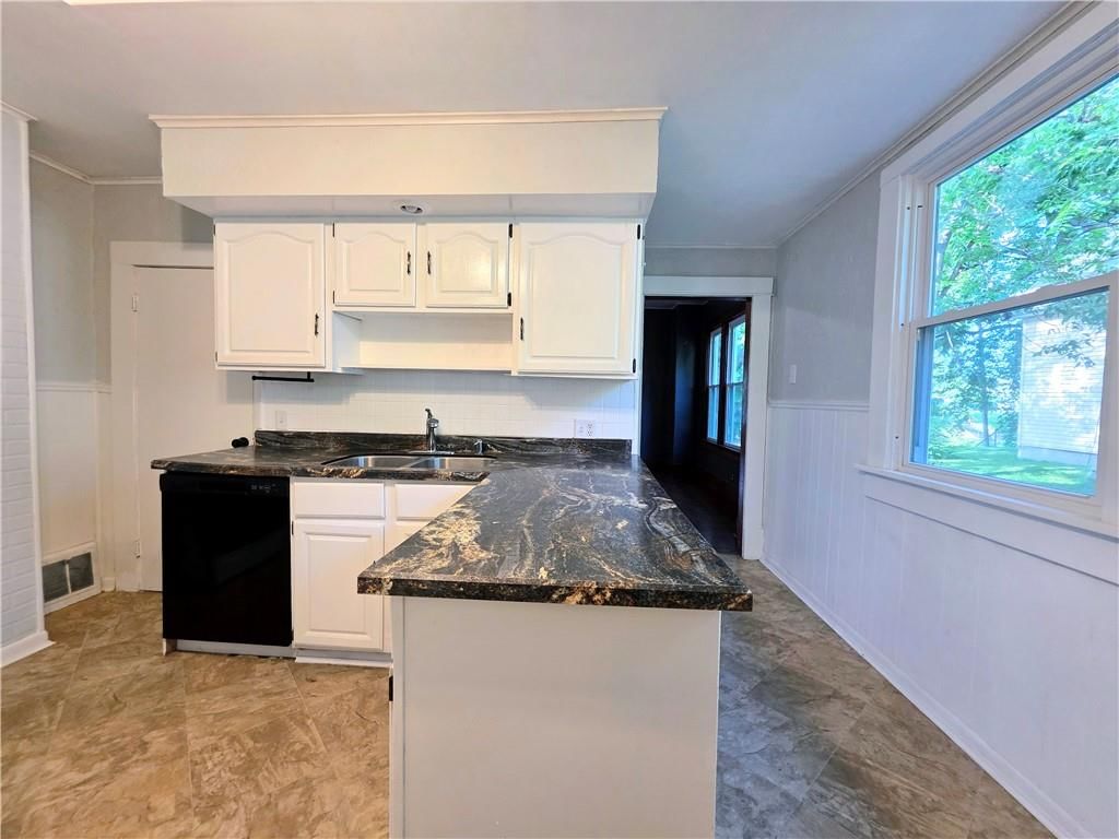 2906 Lafayette Street — photo 4