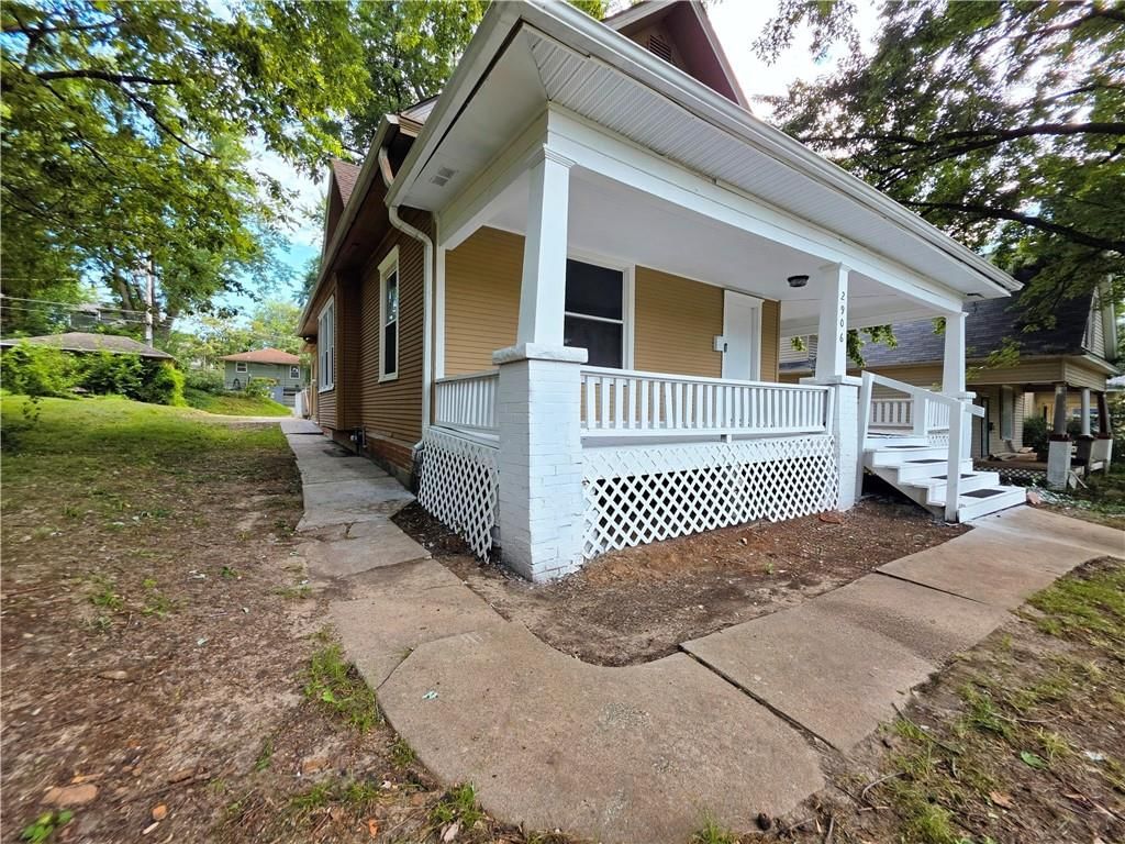 2906 Lafayette Street — photo 35