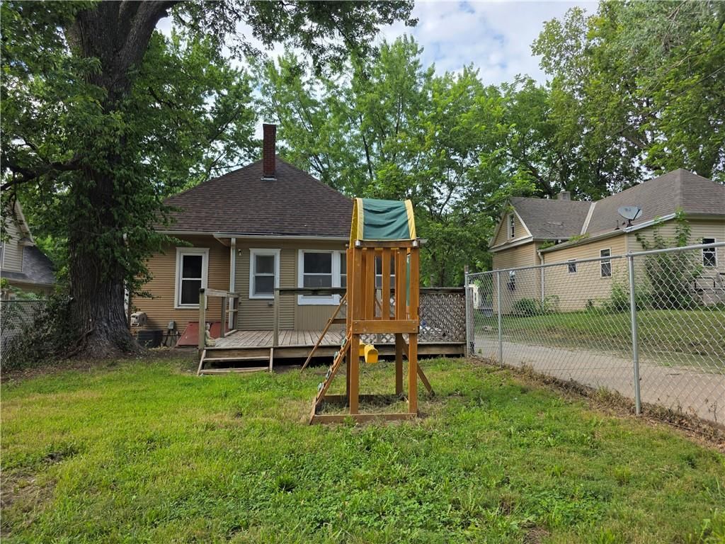 2906 Lafayette Street — photo 38