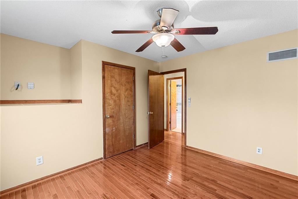828 Black Oak Drive — photo 18
