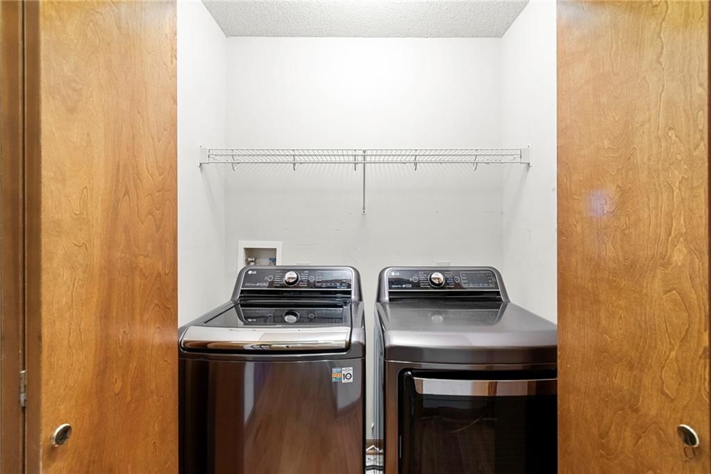 828 Black Oak Drive — photo 25