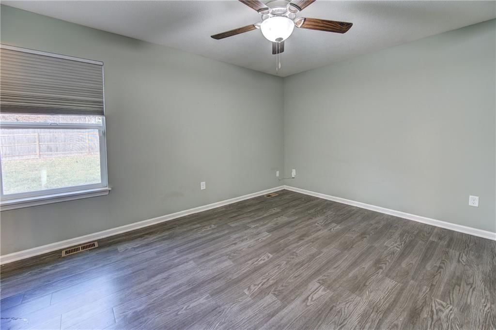 5412 NE 62nd Street — photo 14