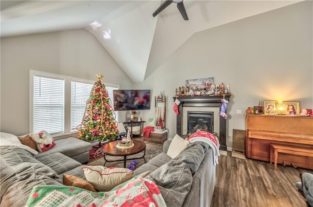18505 E Bundschu Place — photo 6