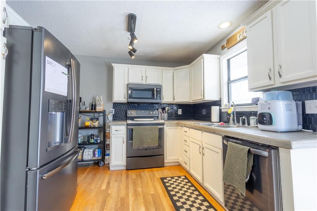 6320 Pamela Drive — photo 16