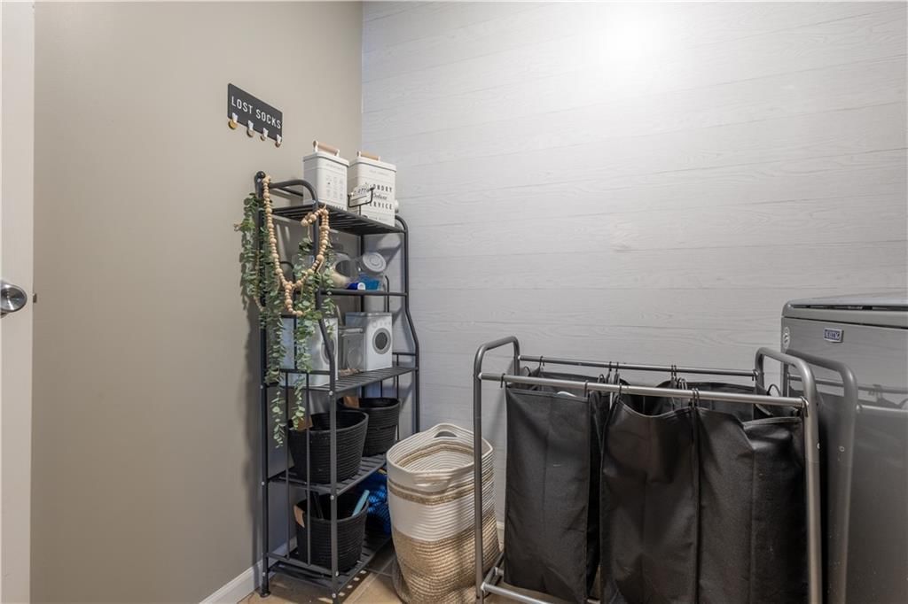 6320 Pamela Drive — photo 24
