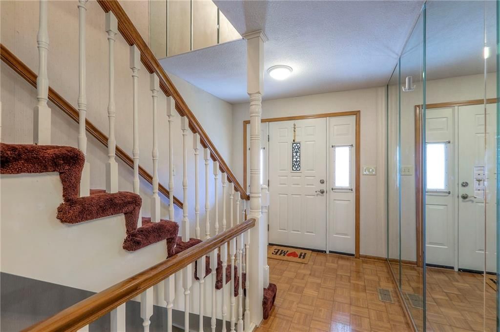 305 E Partridge Avenue — photo 4