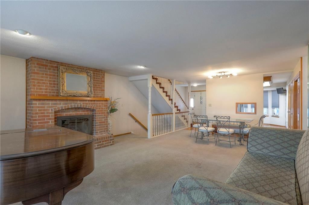 305 E Partridge Avenue — photo 8