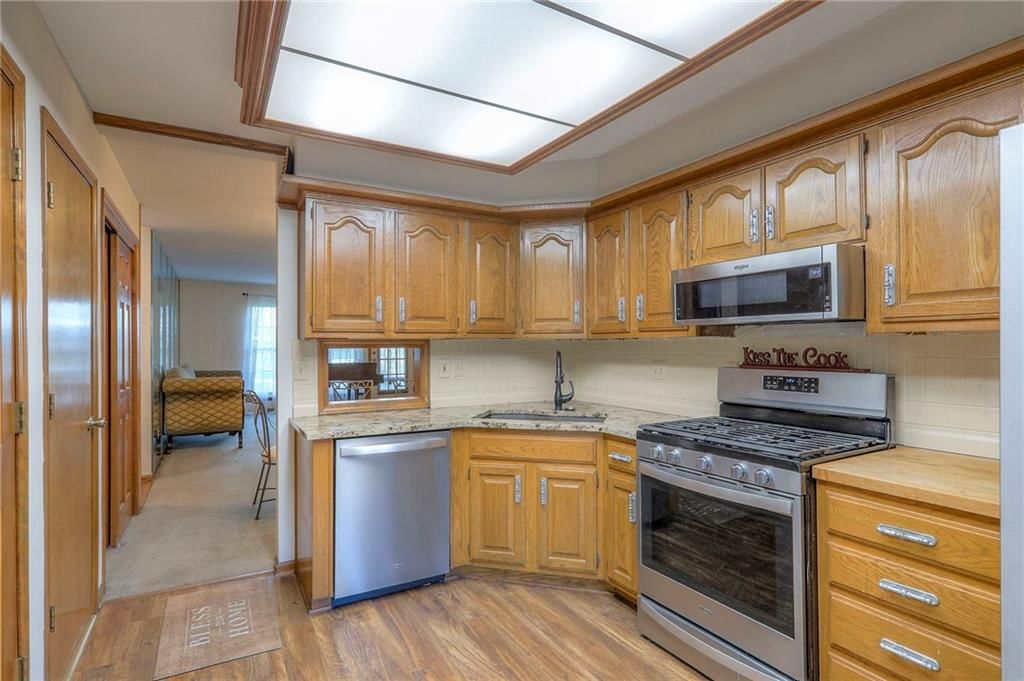 305 E Partridge Avenue — photo 14