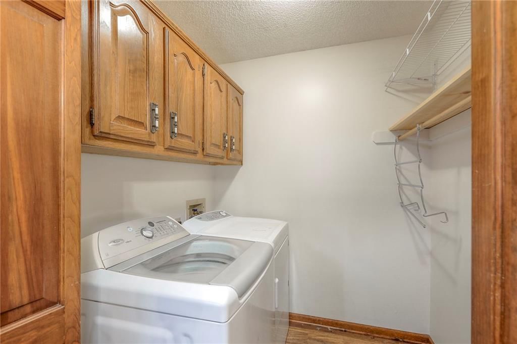 305 E Partridge Avenue — photo 17